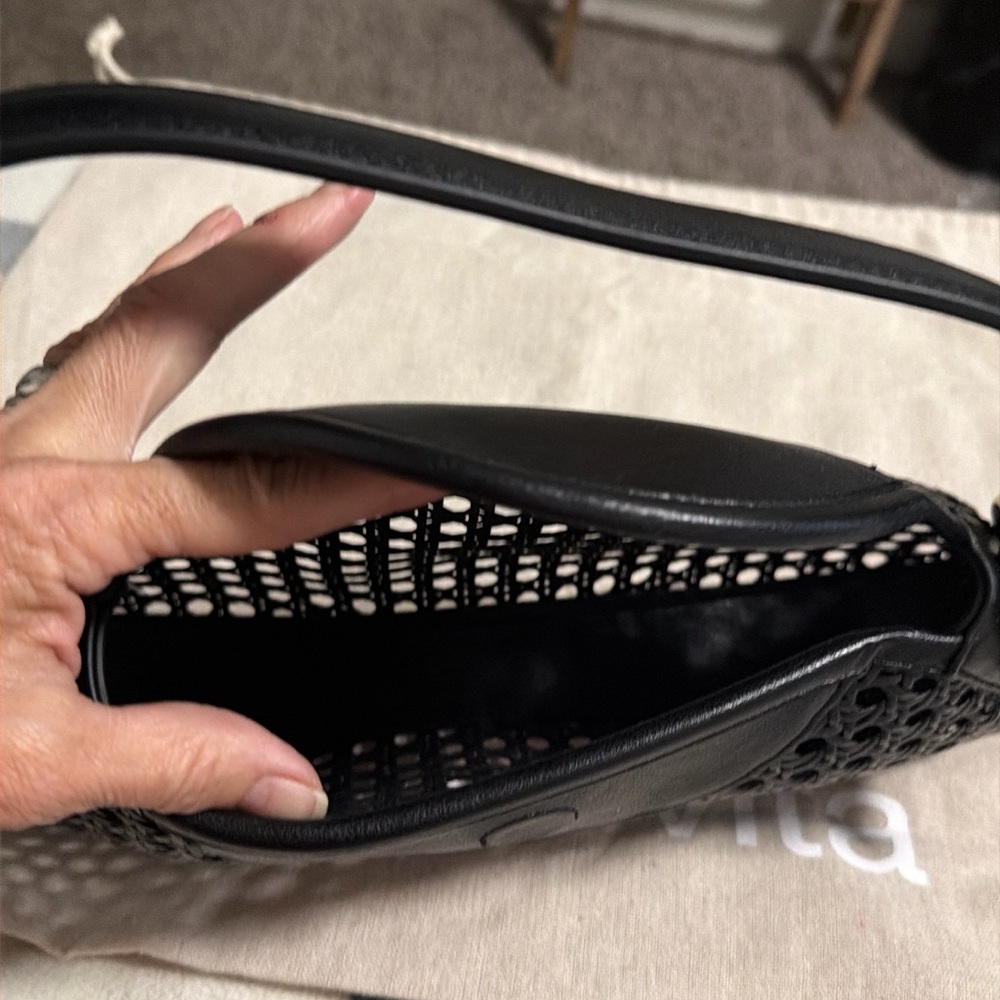 Dolce Vita Black Woven Shoulder Bag with Top Handle - Picture 8 of 11